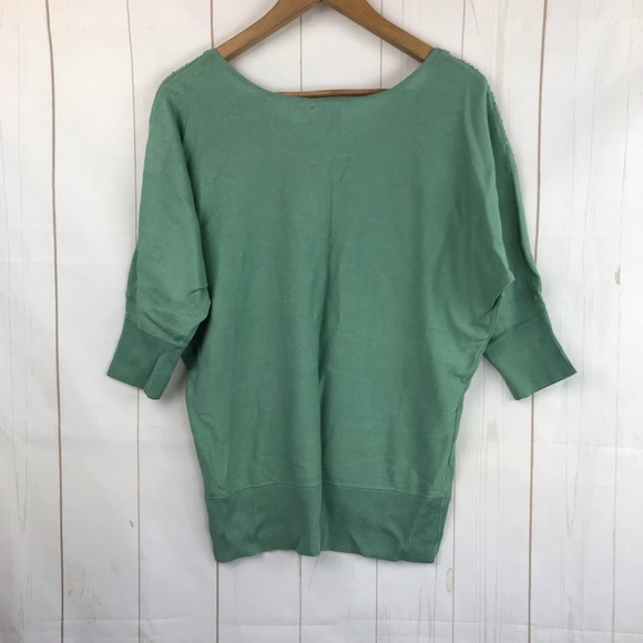 Elle Green 3/4 Sleeve Top Size M NWT - Picture 2 of 5